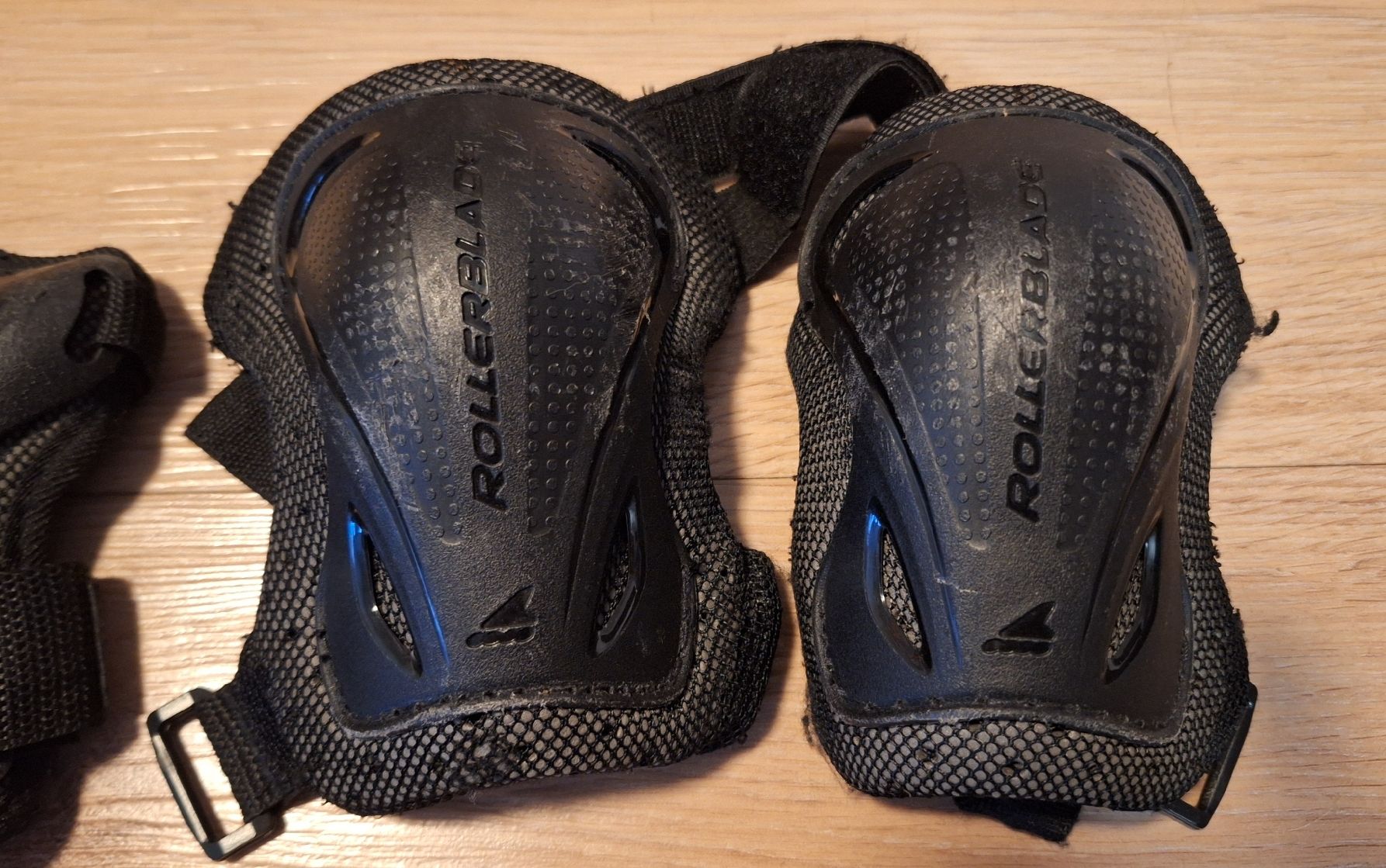 Protezioni & Imbottiture: Inline Skates Schoner Set - Grösse XXS - 110-128 – Usato da Lützelflüh-Goldb venduto da bli_f2v9 2