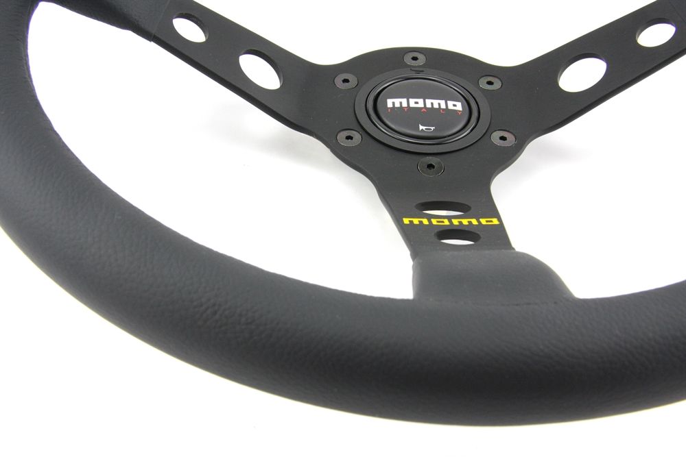 Tutti pezzi di ricambio auto: Momo Leder Sportlenkrad Modell MOD. 07 3 – Nuovo e nell'imballaggio originale da Moers venduto da BMS-Racing 3