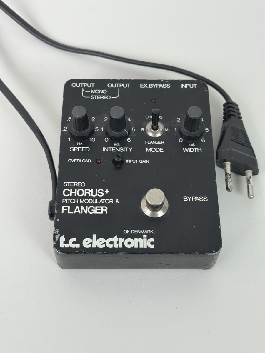 Musikinstrumente: TC Electronic SCF Stereo Chorus + Pitch Modulator & Flanger – Gebraucht aus Basel von A-Z-B