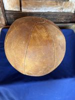 Leder-Medizinball Antik