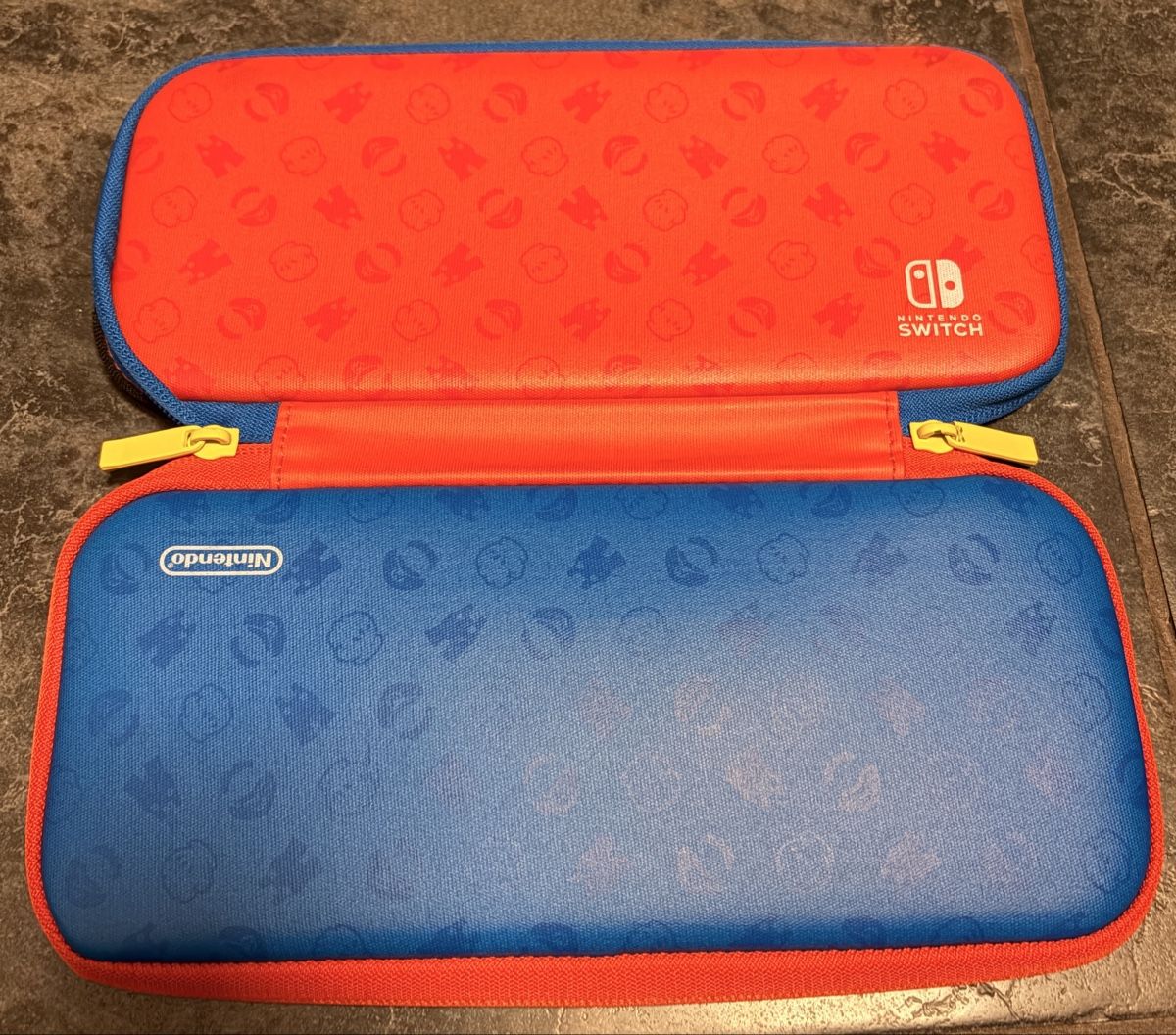 Nintendo Consoles: Nintendo Switch Mario Blau & Rot Edition – D'occasion à Mettmenstetten par stompn77 7