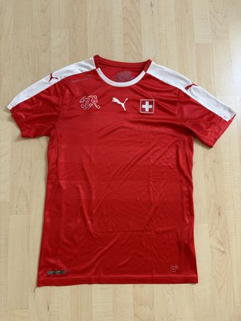 Schweizer Nati Trikot Puma – Rot/Weiss – Grösse M