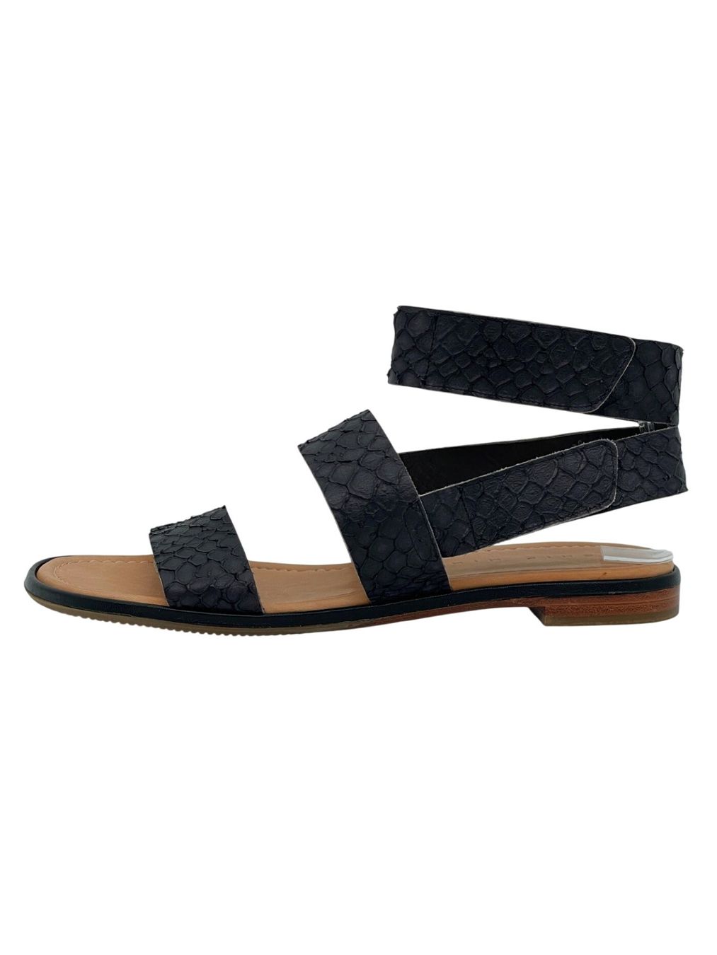 Chie Mihara Scarpe da donna: Chie Mihara Leather Flache Sandale EU 38 Schwarz – Nuovo (secondo la descrizione) da Zürich venduto da shoe_shop