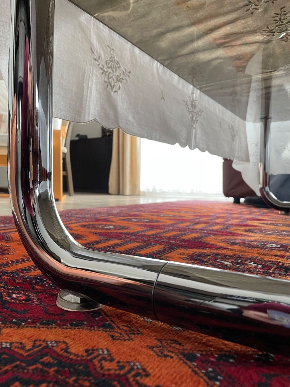 Tavoli: Retro Glas Couchtisch mit Chromgestell - 130x90cm – Usato da Zürich venduto da plumita 2