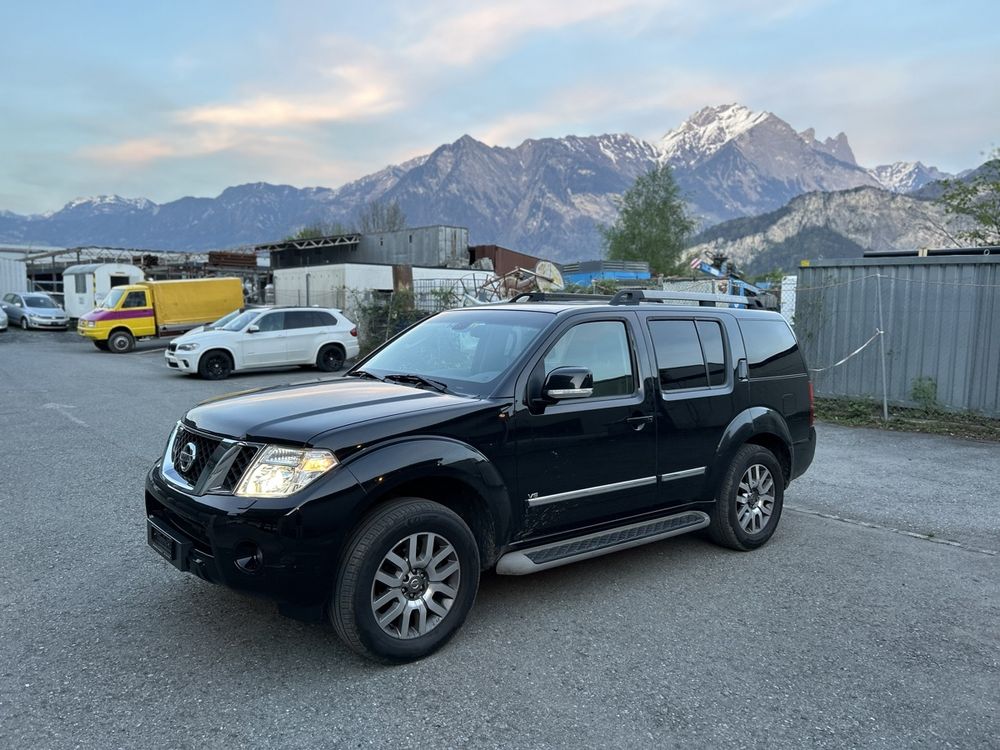 Nissan Pathfinder V6 3.0 TDI