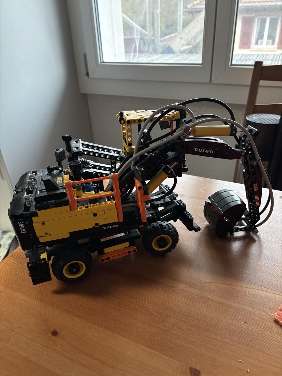 Lego Jouets: Lego Technic Bagger – D'occasion à Bern par Alexandro