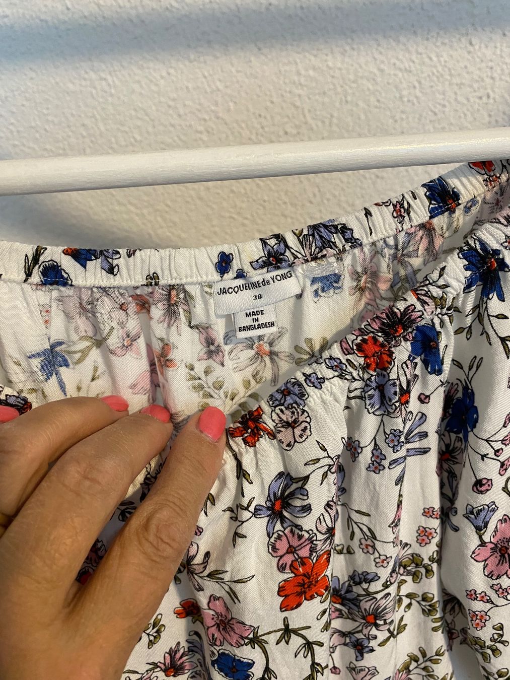 Camicette: Bluse mit Carmenausschnitt 🥳 – Usato da Teufen AR venduto da Memilu 2