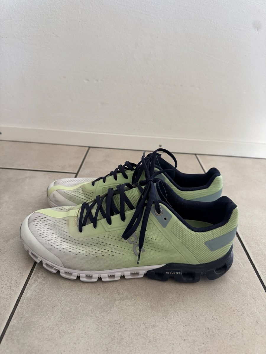 On Scarpe da uomo: On Cloudflow 3, Grösse 42.5 – Nuovo (secondo la descrizione) da Teufen AR venduto da chi_h55m