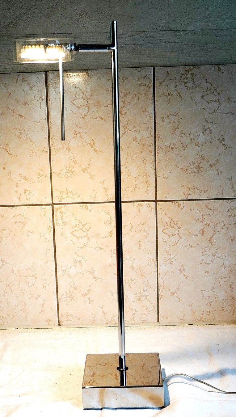 Lampes: LED Tischlampe – D'occasion à Baar par 2cvbaar 2