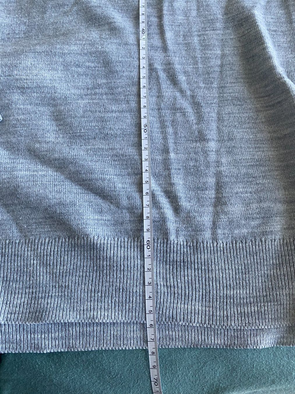 Fred Perry Maglioni & Felpe: Vintage Fred Perry Pullover, grau, V-Ausschnitt, Gr. XL – Usato da Gümligen venduto da Primeselection 1