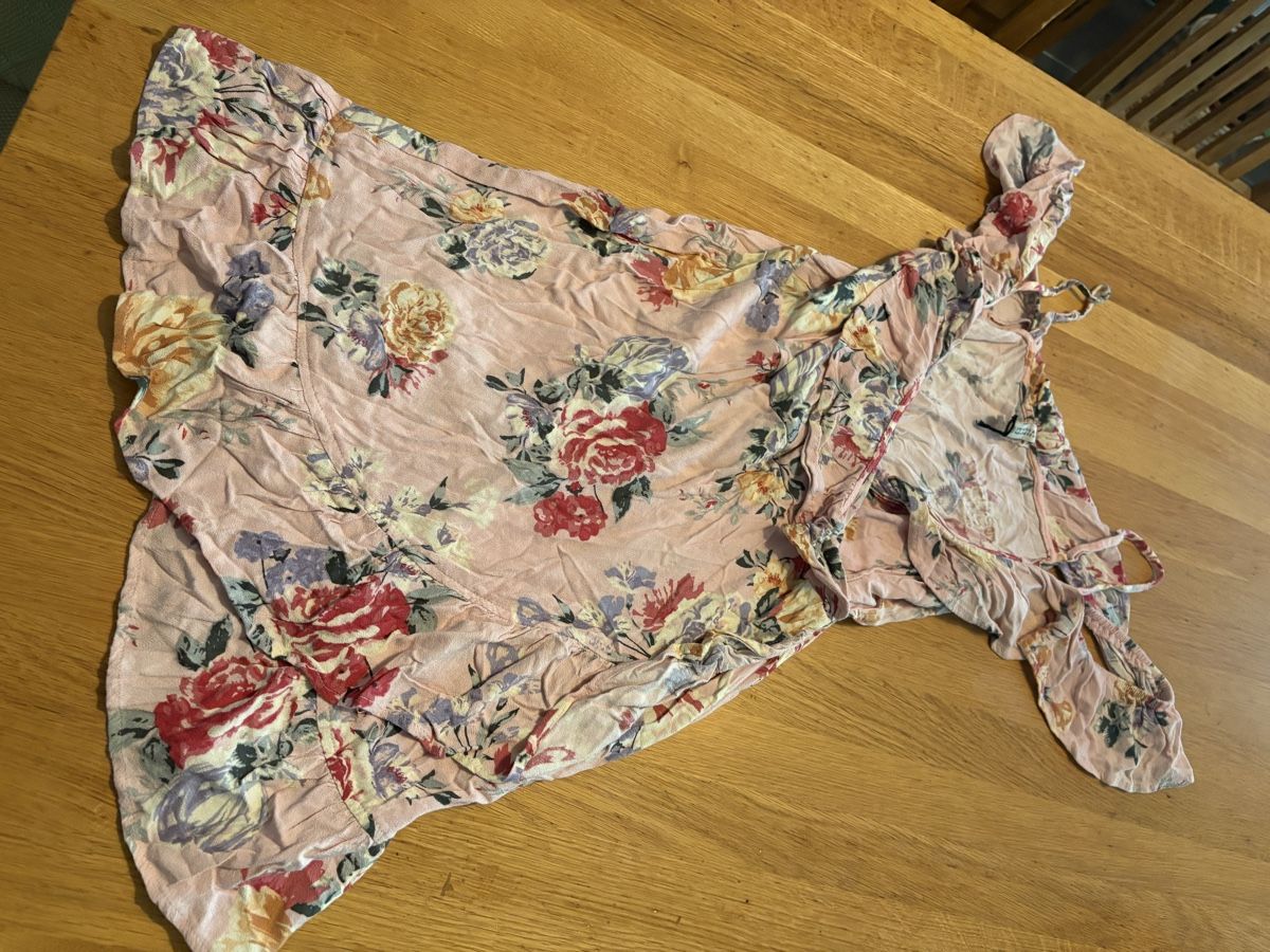 H&M Vestiti: Robe H&M taille XS – Usato da Attalens venduto da Skorpionica
