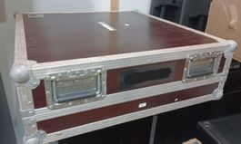 Flightcase Wickinger-Haubencase Abmessungen: 73 x 70 x 24