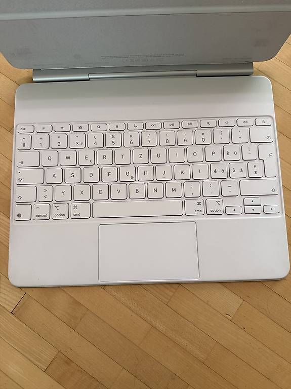 Tastiere: original Apple iPad Magic Keyboard 13" Model A3340 – Usato da Scherzingen venduto da polini42 2