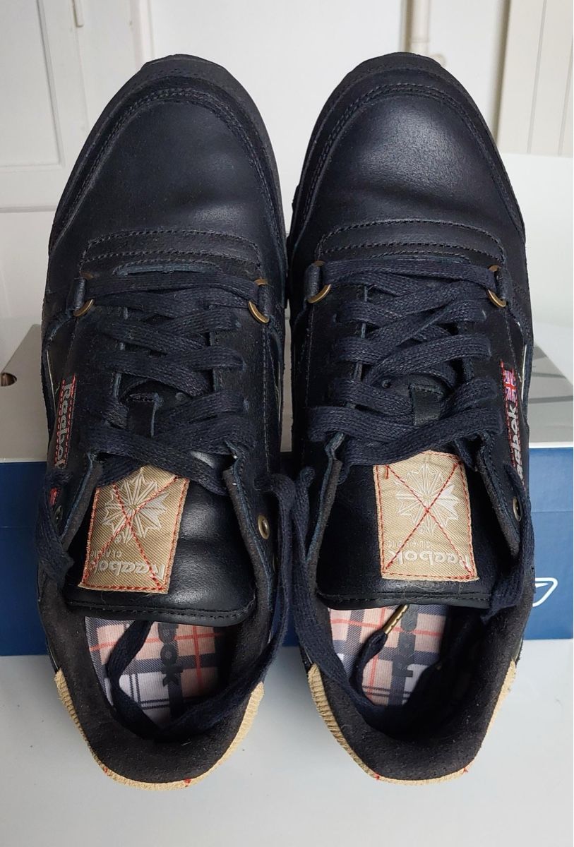 Reebok Scarpe da uomo: Reebok Sneaker CL Tech Rugged II 42,5 – Usato da Bern venduto da anna_due 1