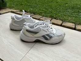 Baskets Reebok blanches et argentées,  pointure 36