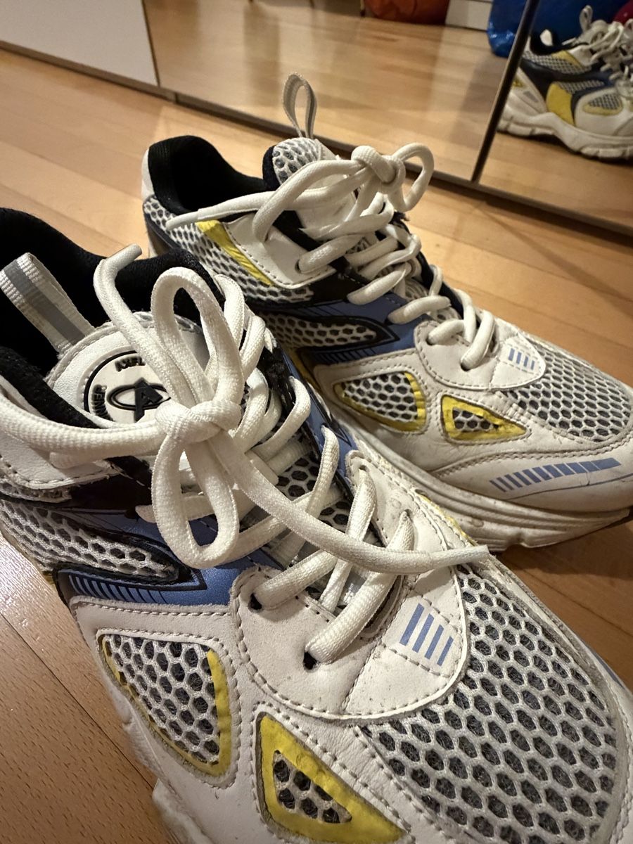 Axel Arigato Scarpe da uomo: Axel Arigato Running Shoes 38 – Usato da Zürich venduto da AVSK 2