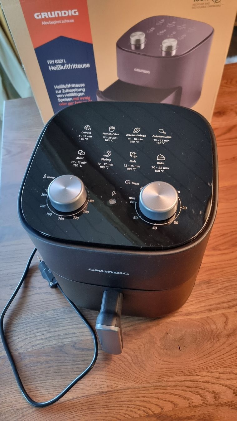 Elettrodomestici da cucina: Airfryer inkl. Backpapierschalen – Nuovo (secondo la descrizione) da Tägerwilen venduto da jalunis 1