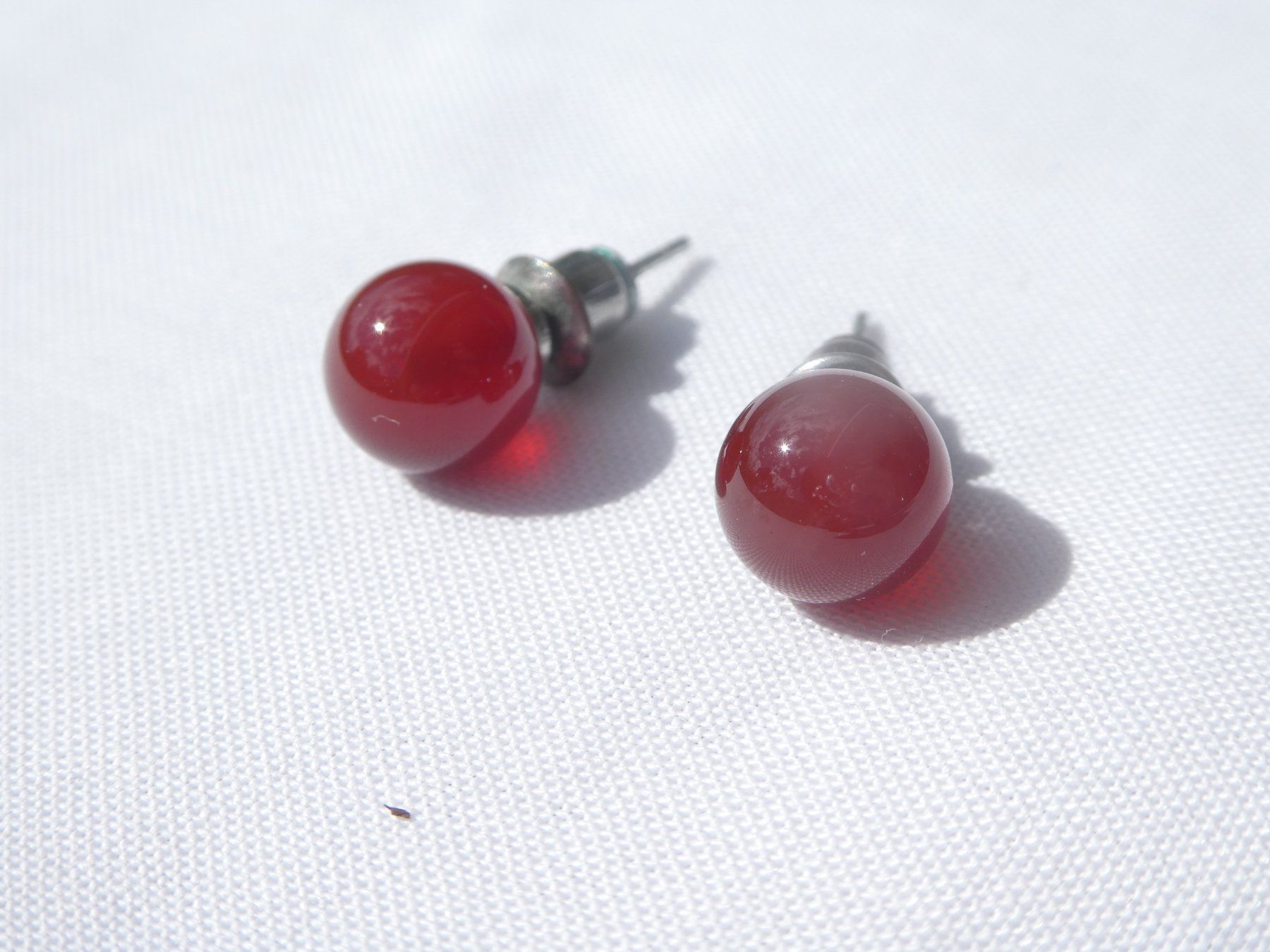 Ohrringe & -stecker: Vintage Ohrstecker, Modeschmuck – Gebraucht aus Gattikon von kaandooh