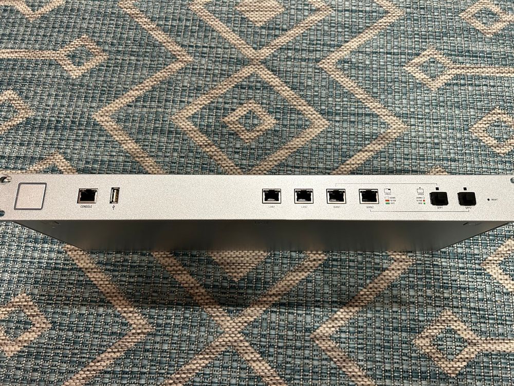 UniFi Security Gateway Pro USG-PRO-4 (Gebraucht) in Winterthur für CHF ...