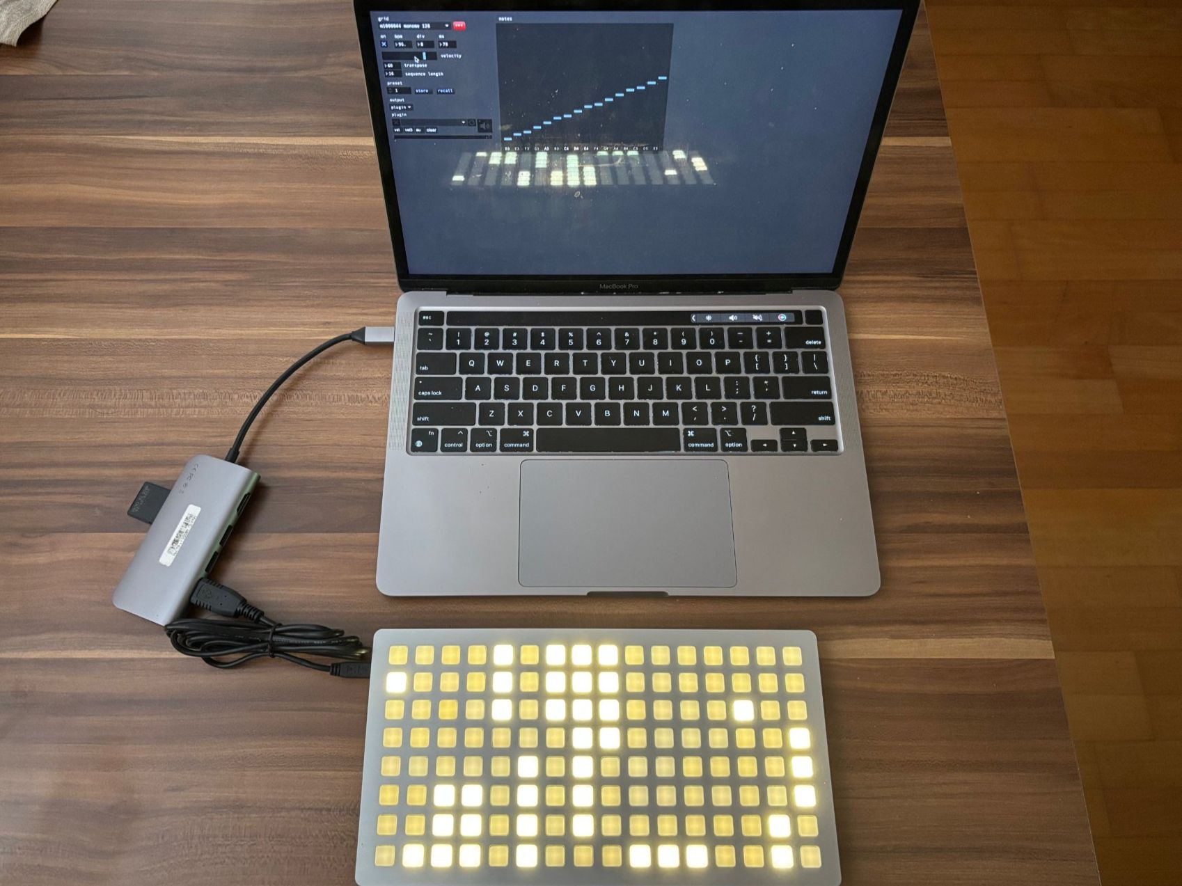 Instruments de musique: Monome 128 Grid (Variable Light) – Mint Condition – D'occasion à Untersiggenthal par WiseFool 5