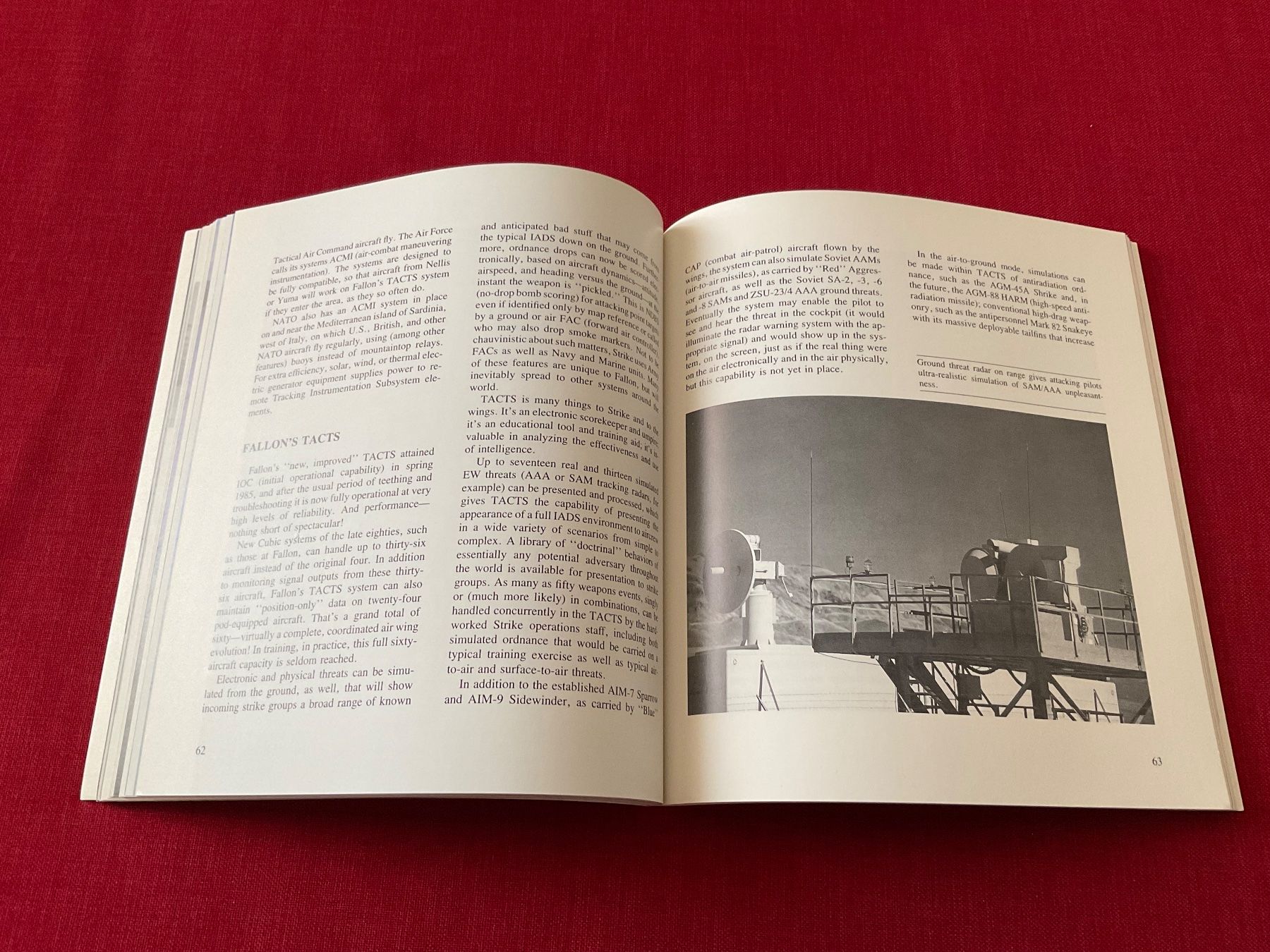 Libri: "Strike" U.S. Naval Strike Warfare Center – Usato da Lugano venduto da Persepolis 3