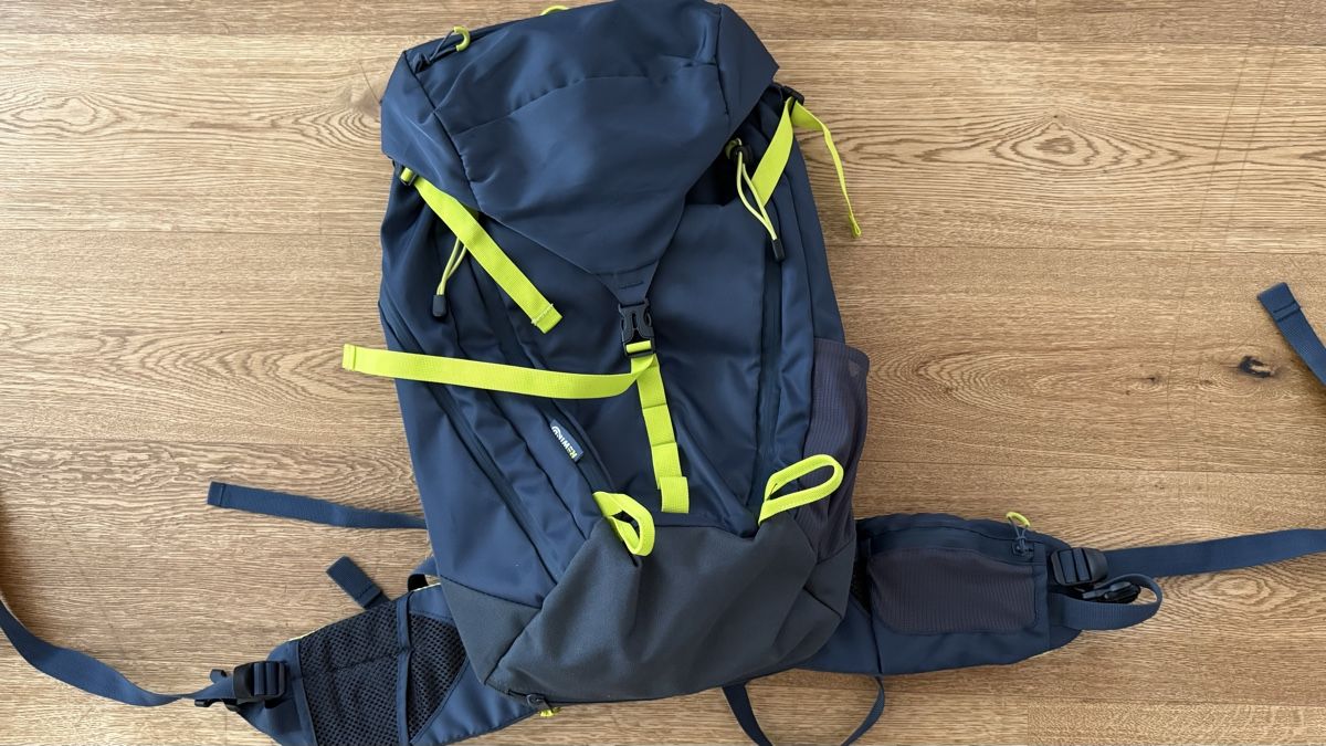 Zaini: Rewind Comfort Fit 30L Hiking Backpack – Usato da Boswil venduto da hey.itsme