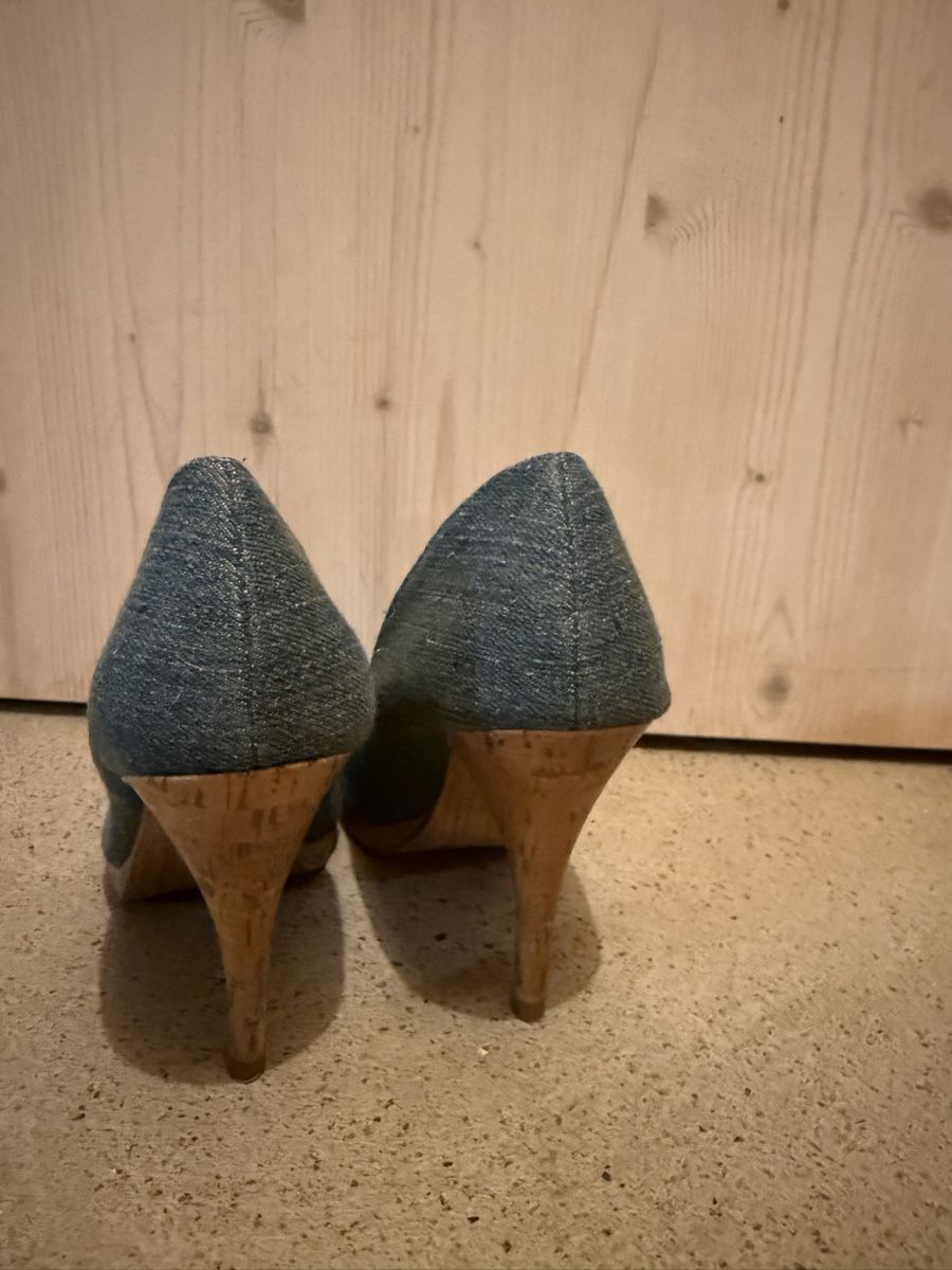 Scarpe da donna: Jeans-Pumps mit Holz-Absatz - Grösse 38 – Usato da Hinteregg venduto da Jazz-C 1