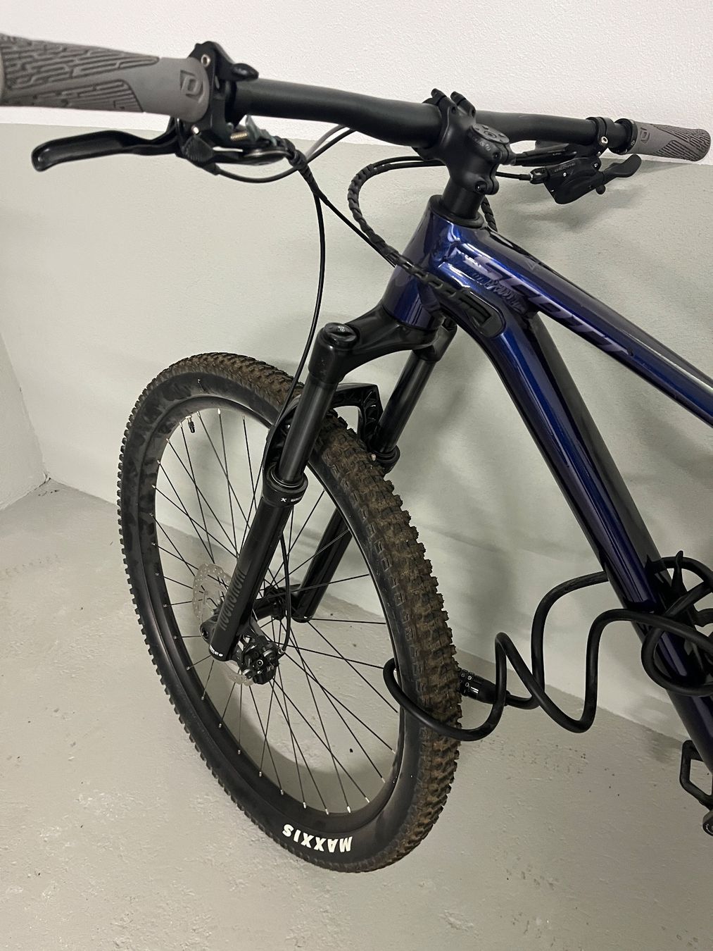 Scott Velos: Scott Contessa Spark Fully – Gebraucht aus Bern von locoporvintage