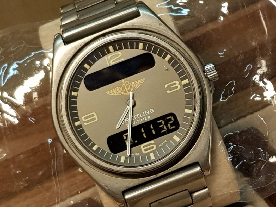 Breitling Orologi: Breitling Navitimer Titan Vintage Quartz Chronograph – Difettoso da Schöftland venduto da Topdeal4 2