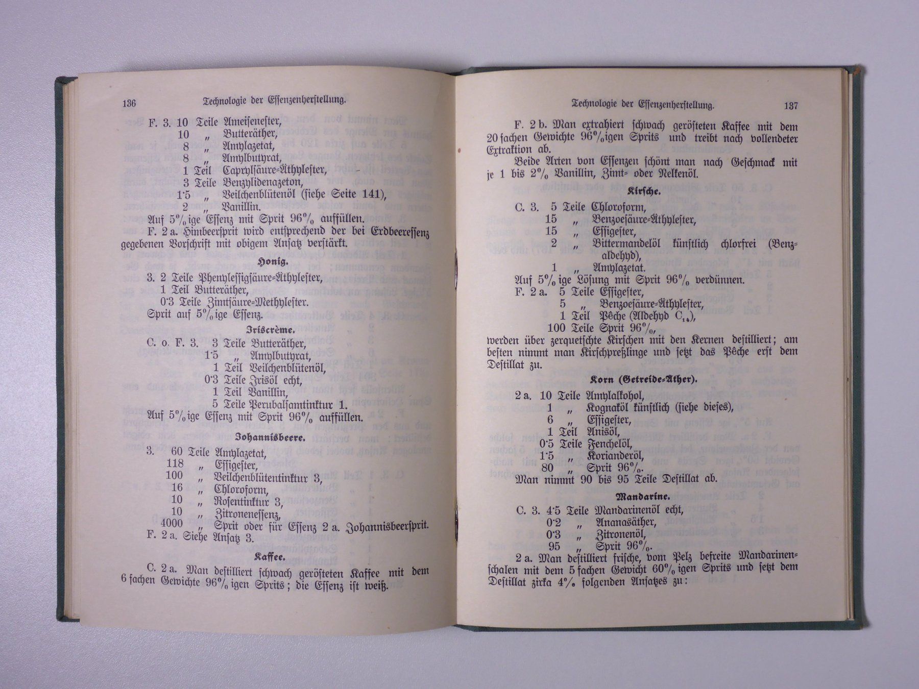 Bücher: Otto Gerhardt: Essenzen und Aromen. 1925. – Gebraucht aus Erschwil von taglang 7