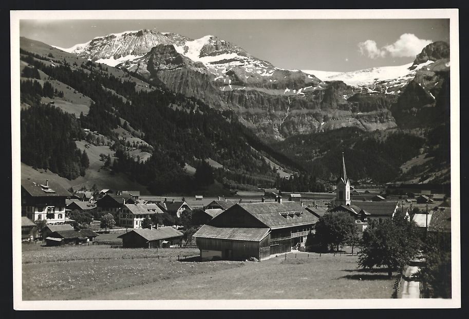 Fotografie & Manifesti: Fotografie Lenk / Simmental, Ortsansicht – Usato da Berlin venduto da bartko-reher