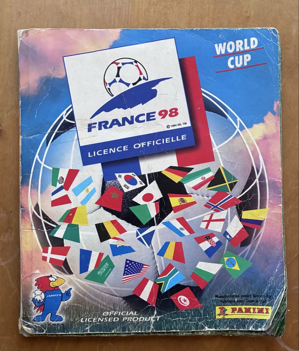 Panini Album: WM 98 Panini Album komplett – Usato da Baden venduto da Goldbaum