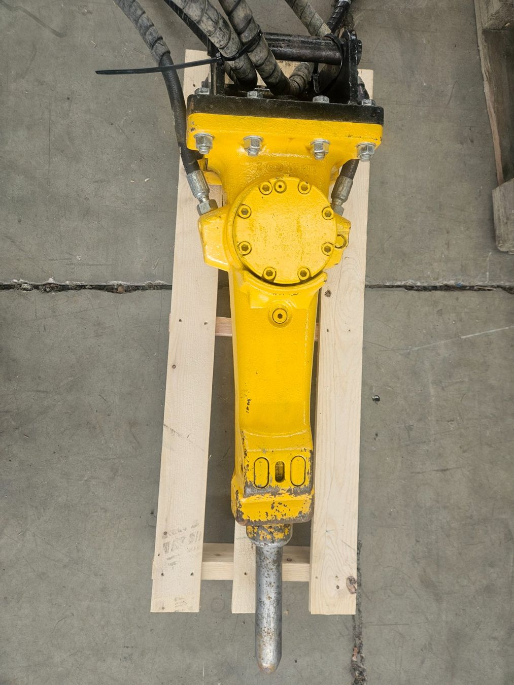 Escavatori: Abbauhammer/Spitzhammer Epiroc SB 152 – Usato da Buttisholz venduto da AS014 1