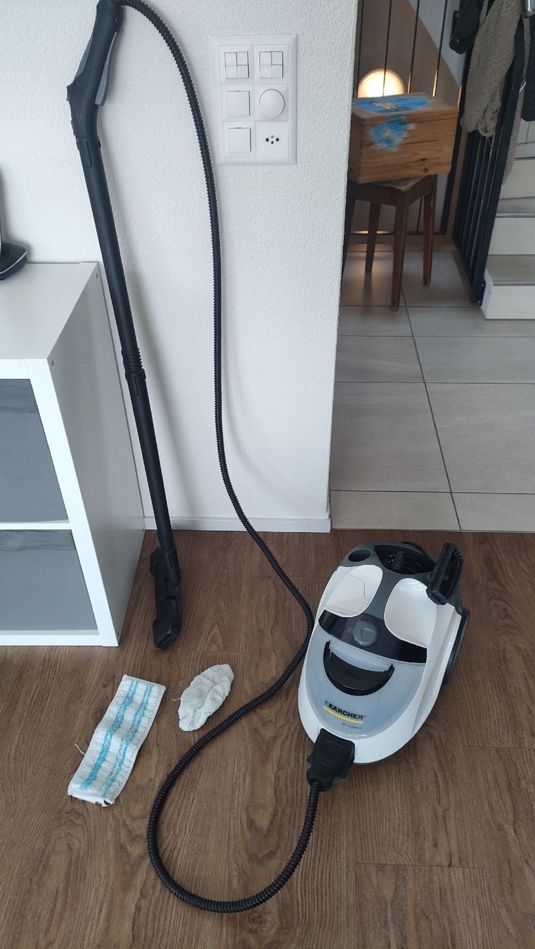 Kärcher Pulitori a vapore: Kärcher Dampfreiniger SC 6.800 C – Usato da Schüpfheim venduto da balmers 1