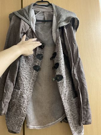 Tredy Strickjacke mit Kapuze, Grösse 36, Herbst Top!