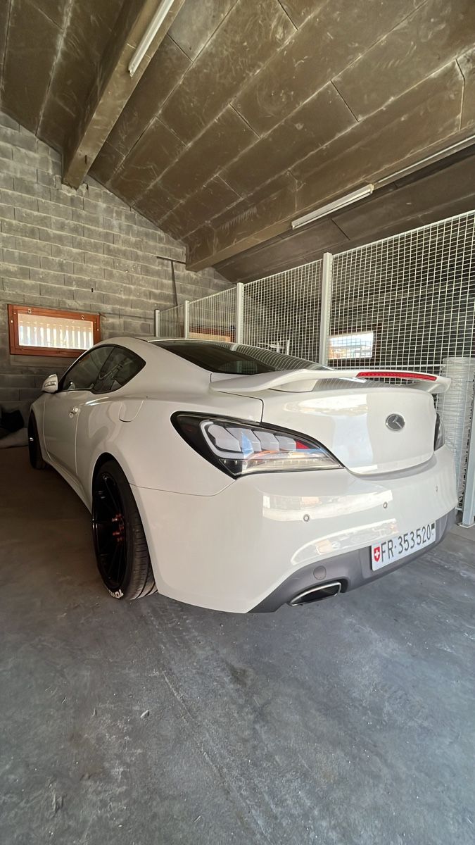 Hyundai Automobili: Hyundai Genesis coupe V6 3.8 – Usato da Vuadens venduto da vin_p8k5 7