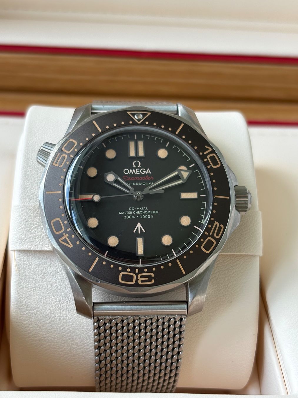 Omega Orologi: OMEGA Seamaster Diver 300M Titanium 007 Edition – Usato da Birsfelden venduto da Mynos 7
