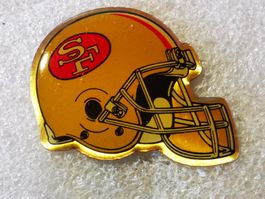 Ansteckpin 105: NFL Footballhelm