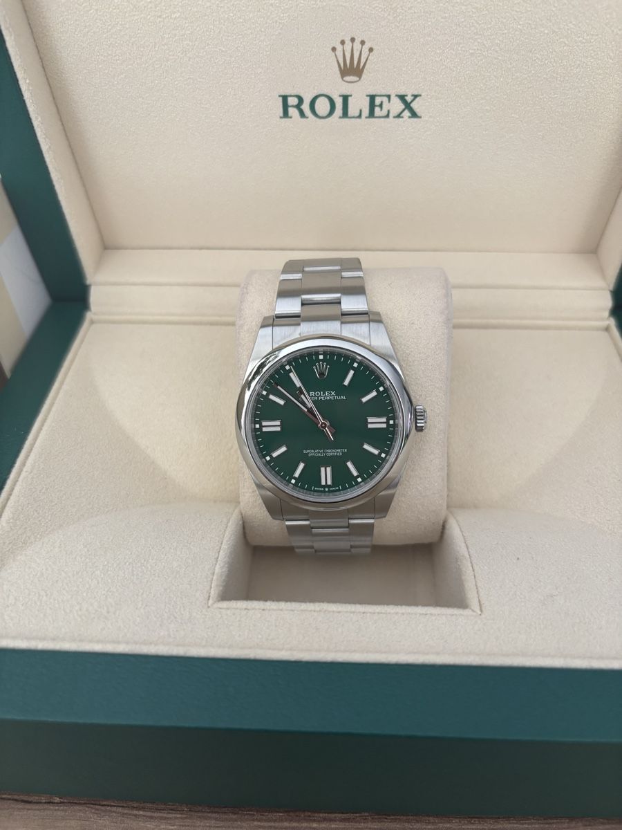 Rolex Montres: Oyster Perpetual 41 - NEU – Neuf avec emballage d'origine à Sursee par HockeyMaster 1