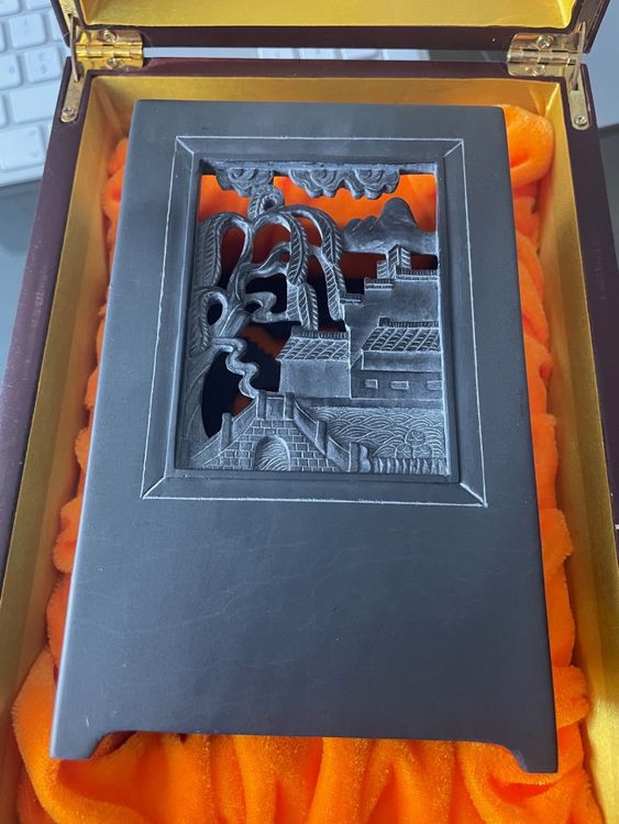 Skulpturen & Statuen: Filigrane Schnitzkunst aus Flussstein, handgemacht, China – Neu und originalverpackt aus Egg b. Zürich von Raeuchli01 1