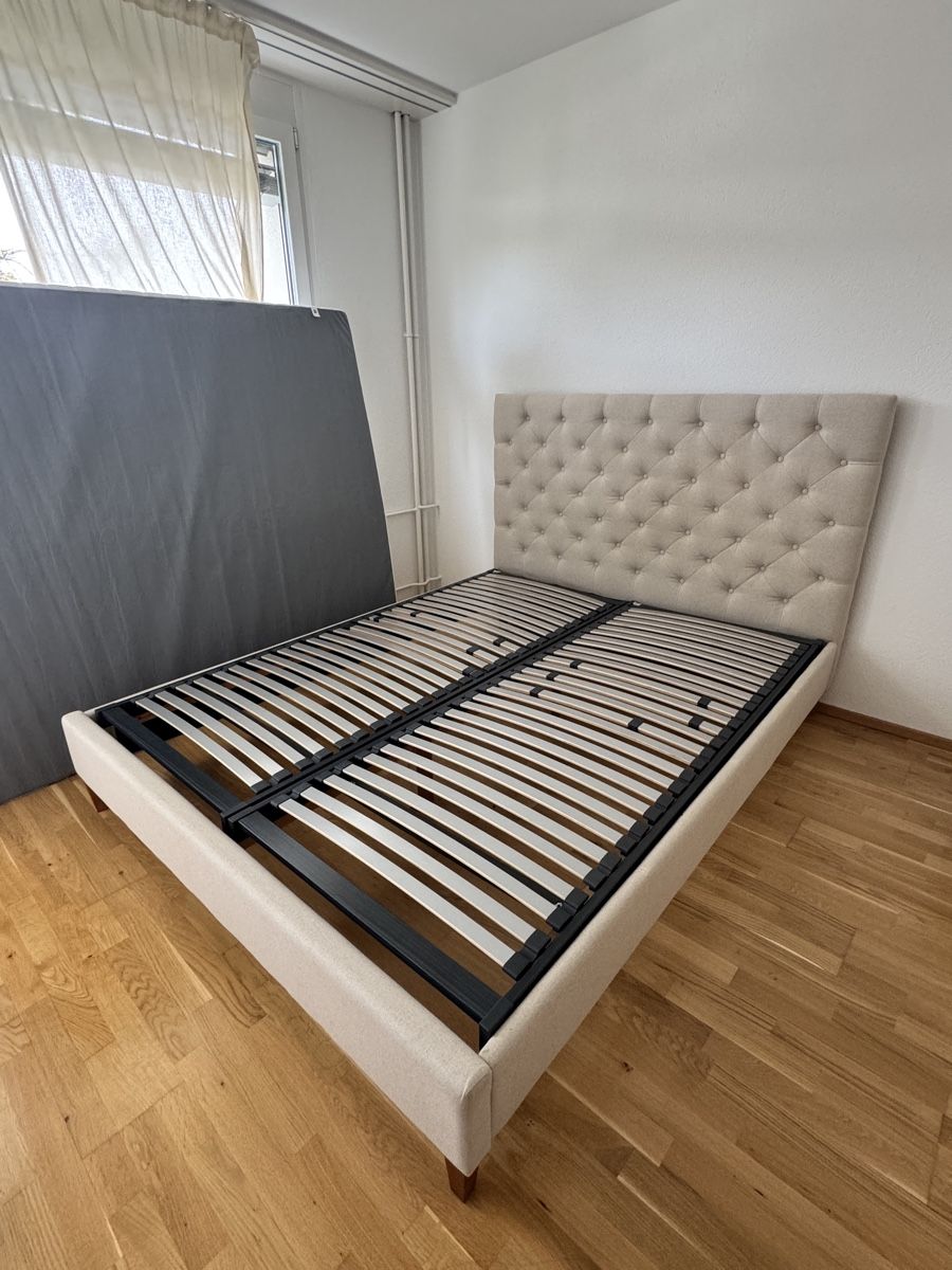 Lits: bed 160x200cm used condition  – D'occasion à Bern par sab_d9zr