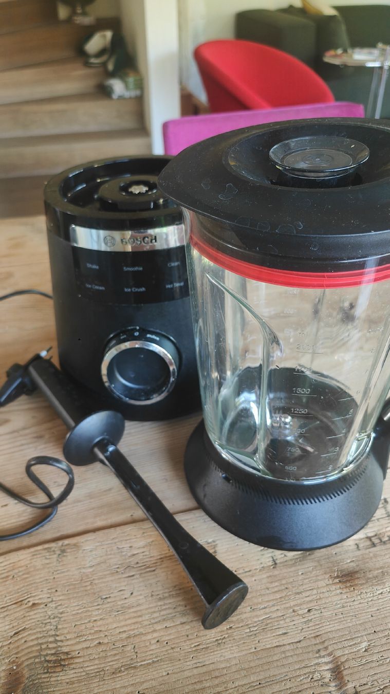 Küchengeräte: Bosch Standmixer 2 Liter – Gebraucht aus Bösingen von Aromalife