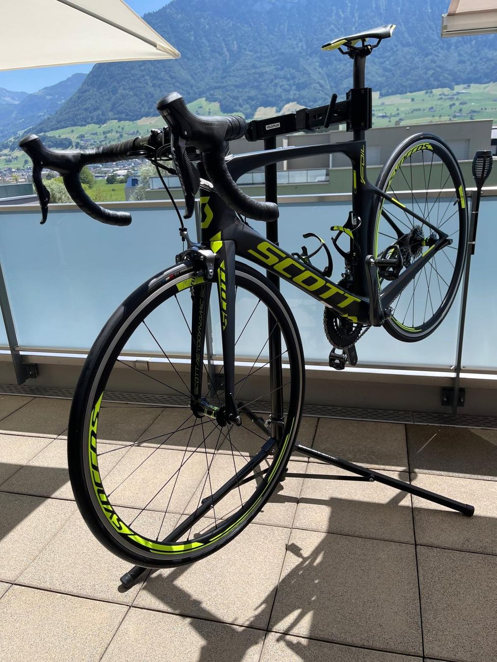 Scott Biciclette: Rennvelo Scott Foil 10 (2017) – Usato da Ennetbürgen venduto da Logitech1980 1