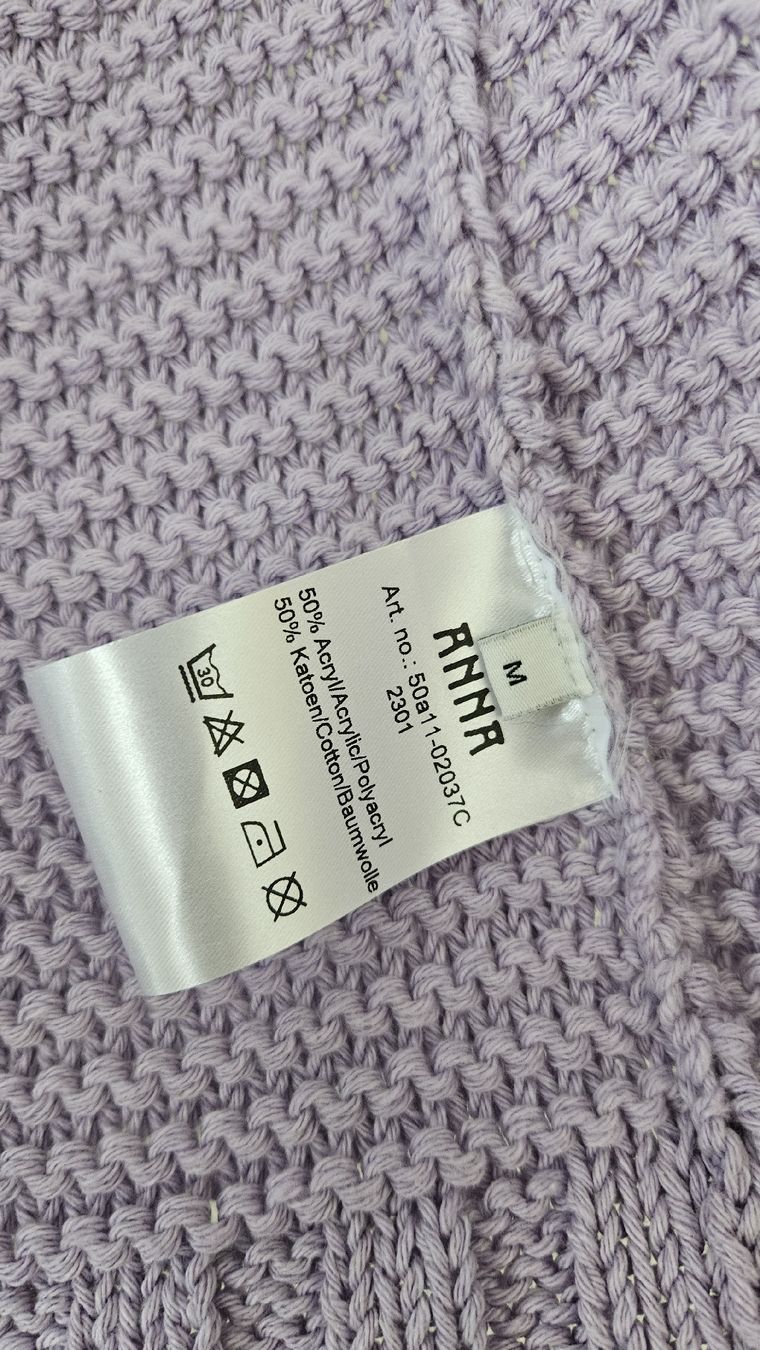 Jacken: Violette Strickjacke mit angedeuteten Schulterpolster – Neu (gemäss Beschreibung) aus Hettlingen von Leaena279 5