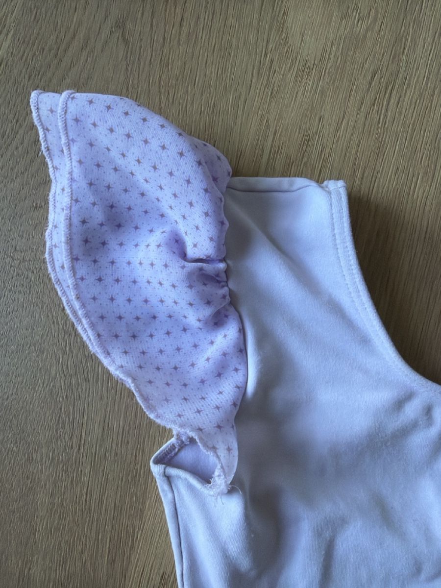 Kostüme: Body, Lila, Kurzarm, Grösse 104, gebraucht – Gebraucht aus Obfelden von RichardS. 1