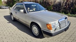 Mercedes Benz 300 CE-24