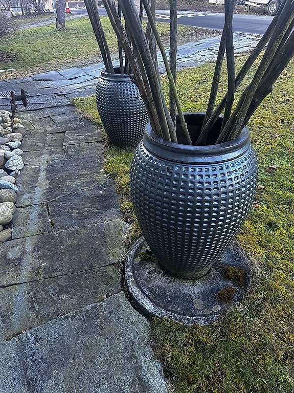 Vasi per fiori: Outdoor Pflanzentöpfe Anthrazit – Usato da Aathal-Seegräben venduto da rom_cg7q 3