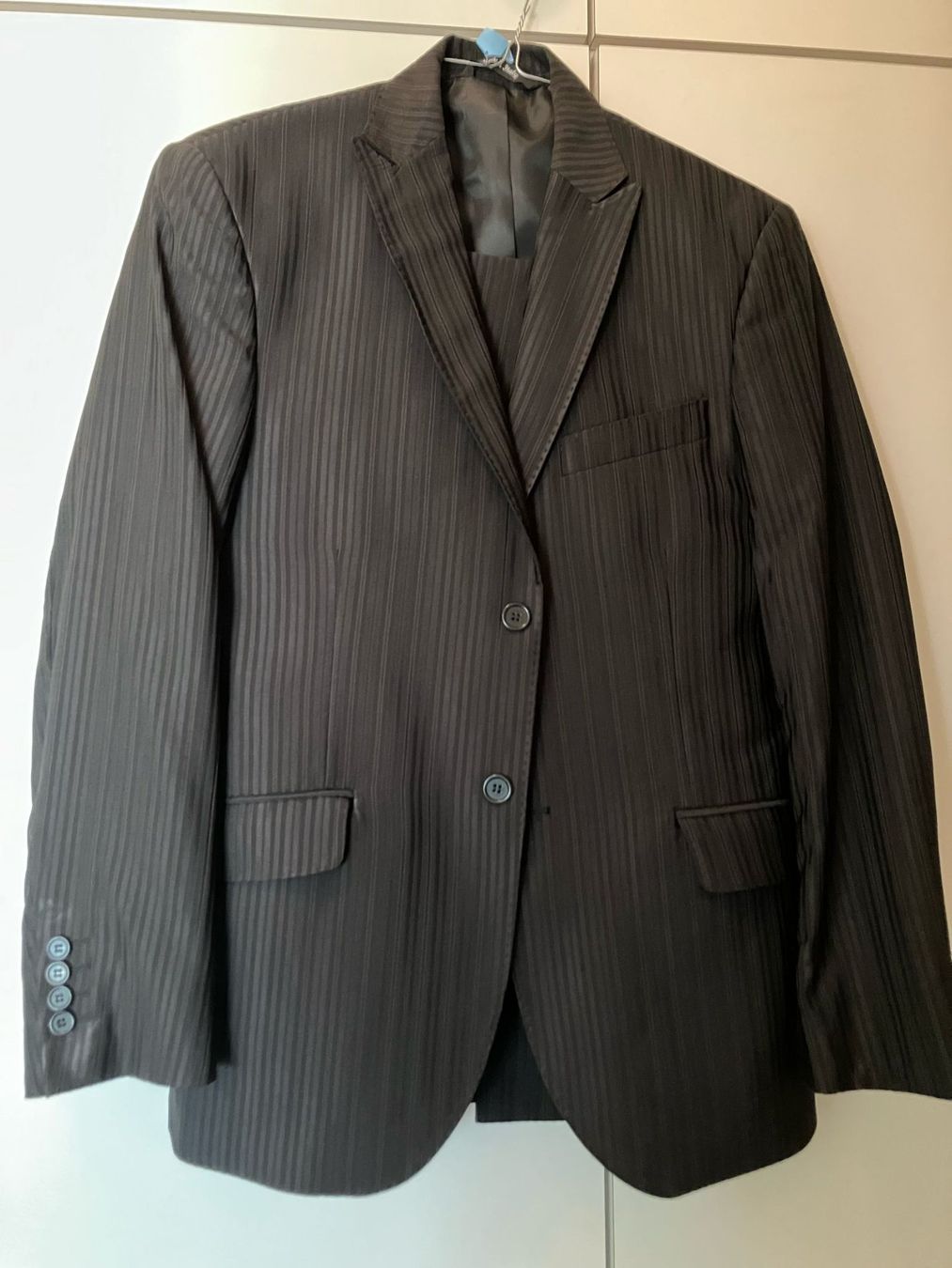 Completi: Completo uomo tg.46 Nextrend – Usato da Melano venduto da H-Sara