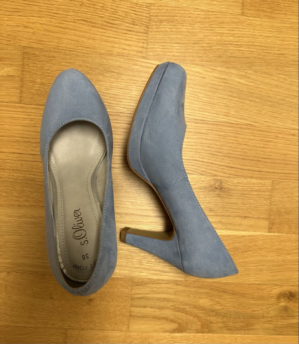 S.Oliver Scarpe da donna: S.Oliver Damenpumps, hellblau, Gr. 38, neuwertig! – Nuovo (secondo la descrizione) da Luzern venduto da STEBO_1834 1