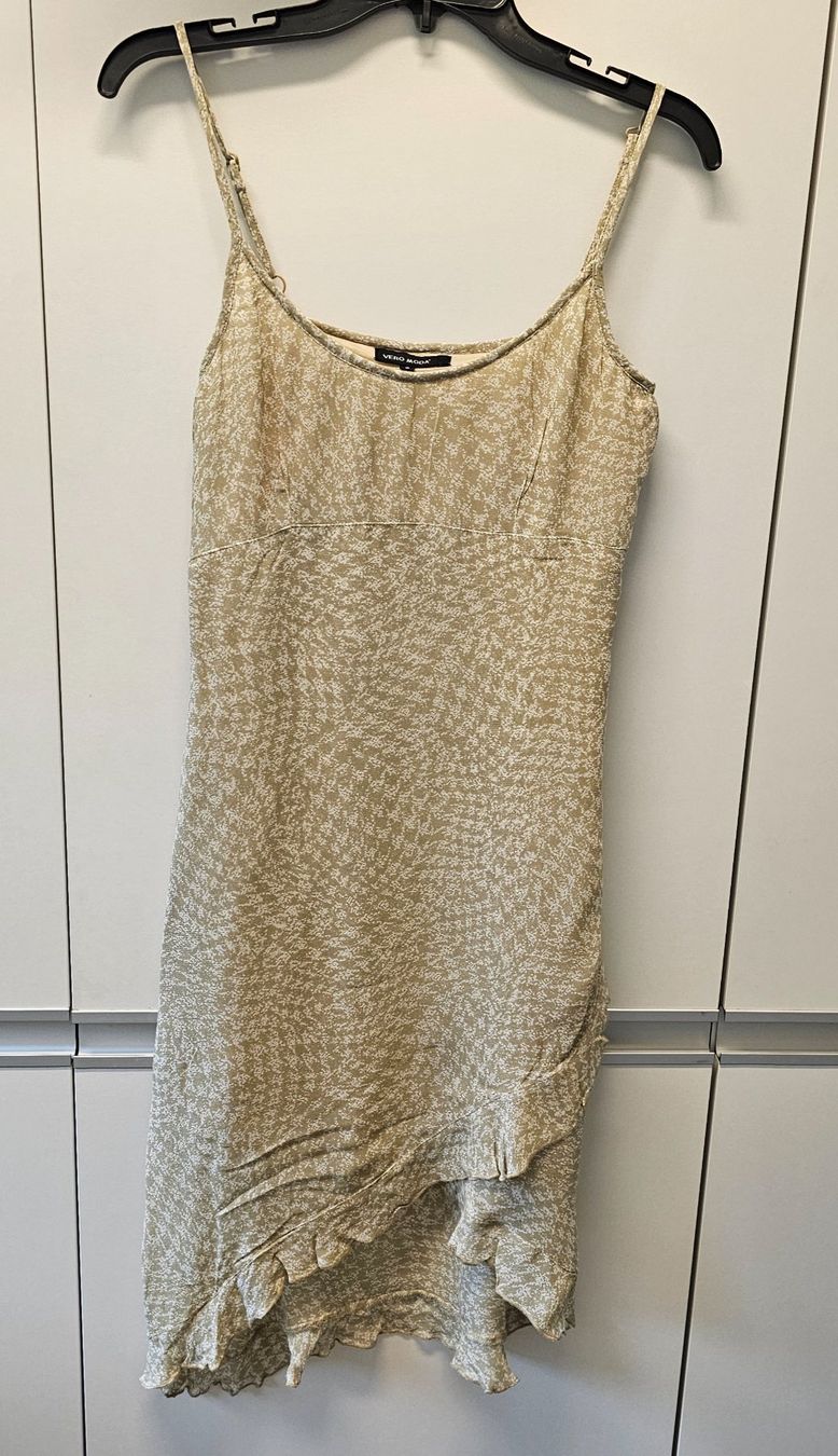 Vero Moda Kleider: VERO MODA Damen Sommerkleid Gr S – Gebraucht aus Bronschhofen von Xena37
